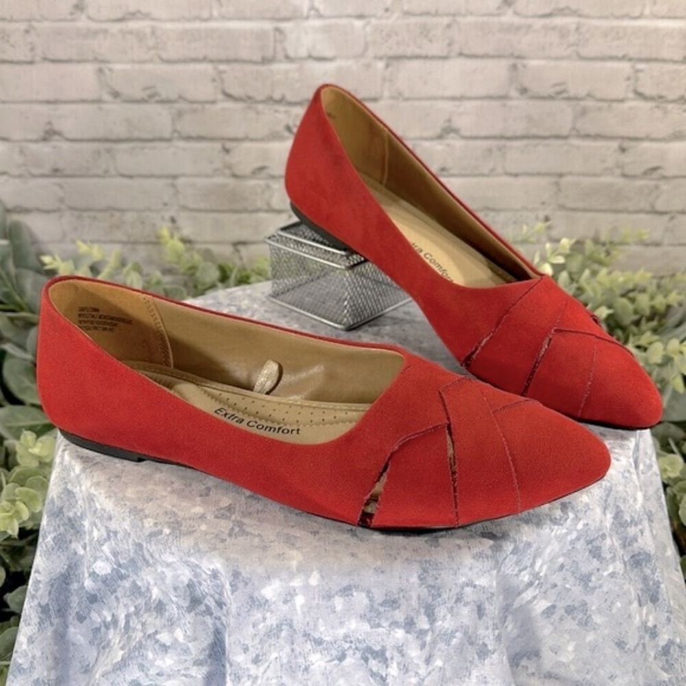 Massini Amelia Red Faux Suede Cross-Band Pointed Toe Comfort Flats WMS 8.5M❤️GUC